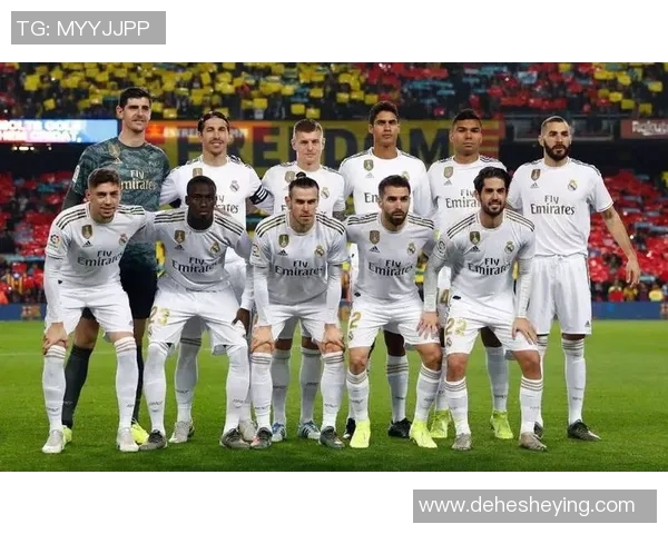 足坛巨星精准传球与团队配合全景集锦展现无与伦比的控球艺术